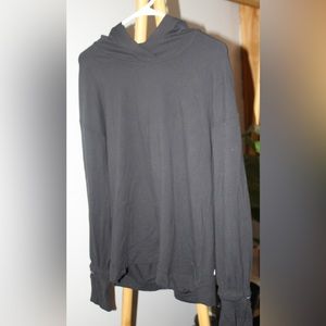 Womens lululemon pullover